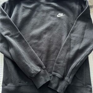 Nike Men's Classic Black Crewneck Sweater